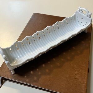 Mikasa Vintage White Bridal Lace Slim Ceramic Cracker Jewelry Dish Tray Trinket